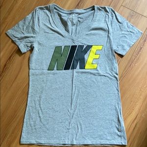 Women’s Nike Tee Size XS